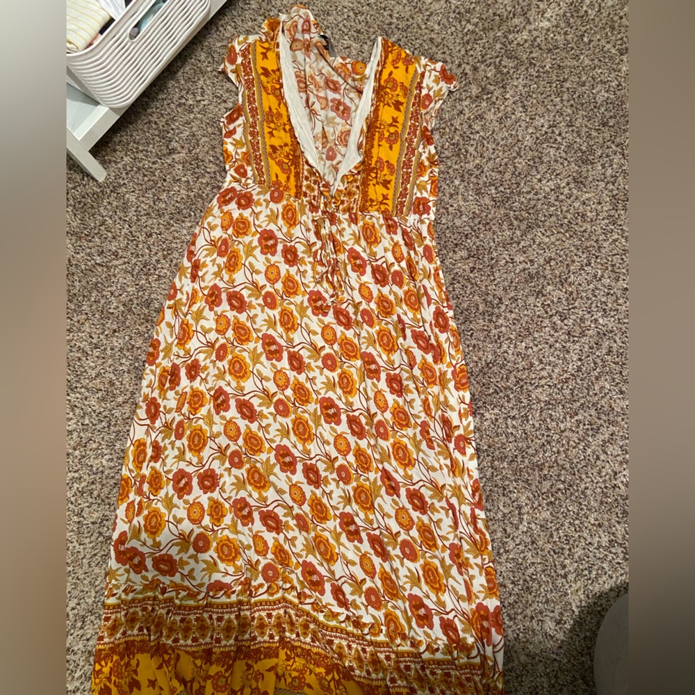 Women’s dress